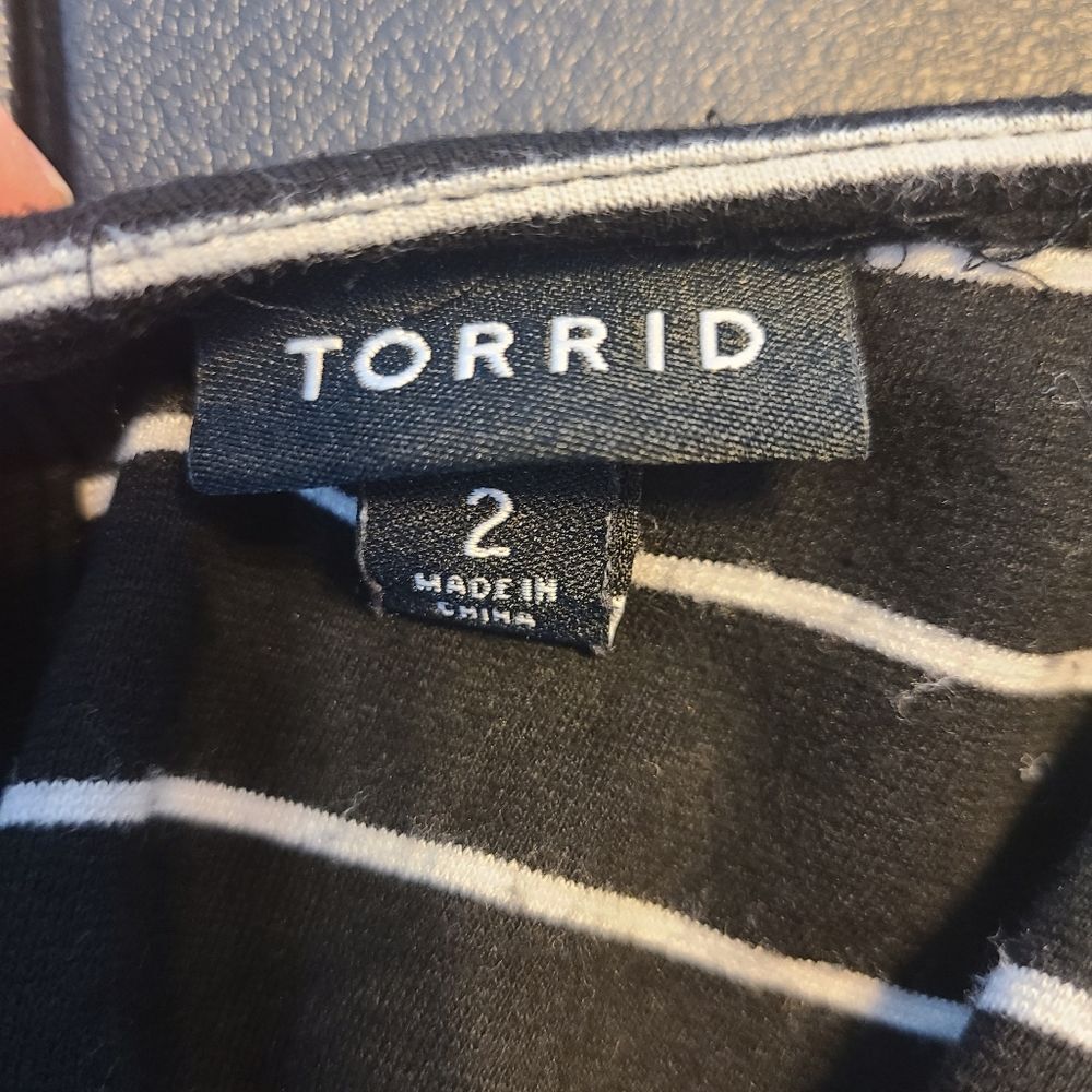 Torrid Peplum Ponte Crew Neck Top Womens 2X Black White Stripe Casual Workwear - Picture 11 of 13